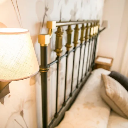 奎塔娜瑞斯旅馆 Rioseco de Soria