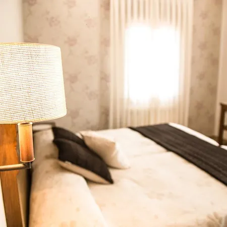 Hotell Quintanares Rioseco de Soria