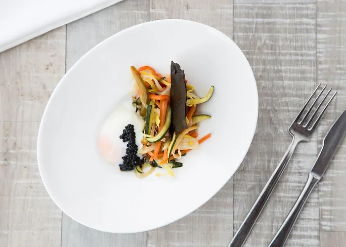 ホテル Quintanares