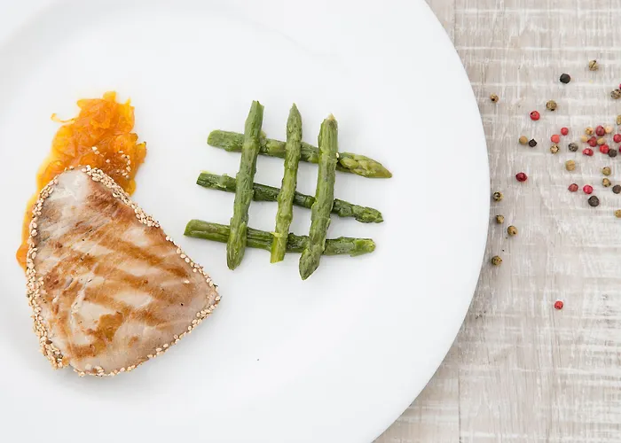 Hotel Quintanares 3*